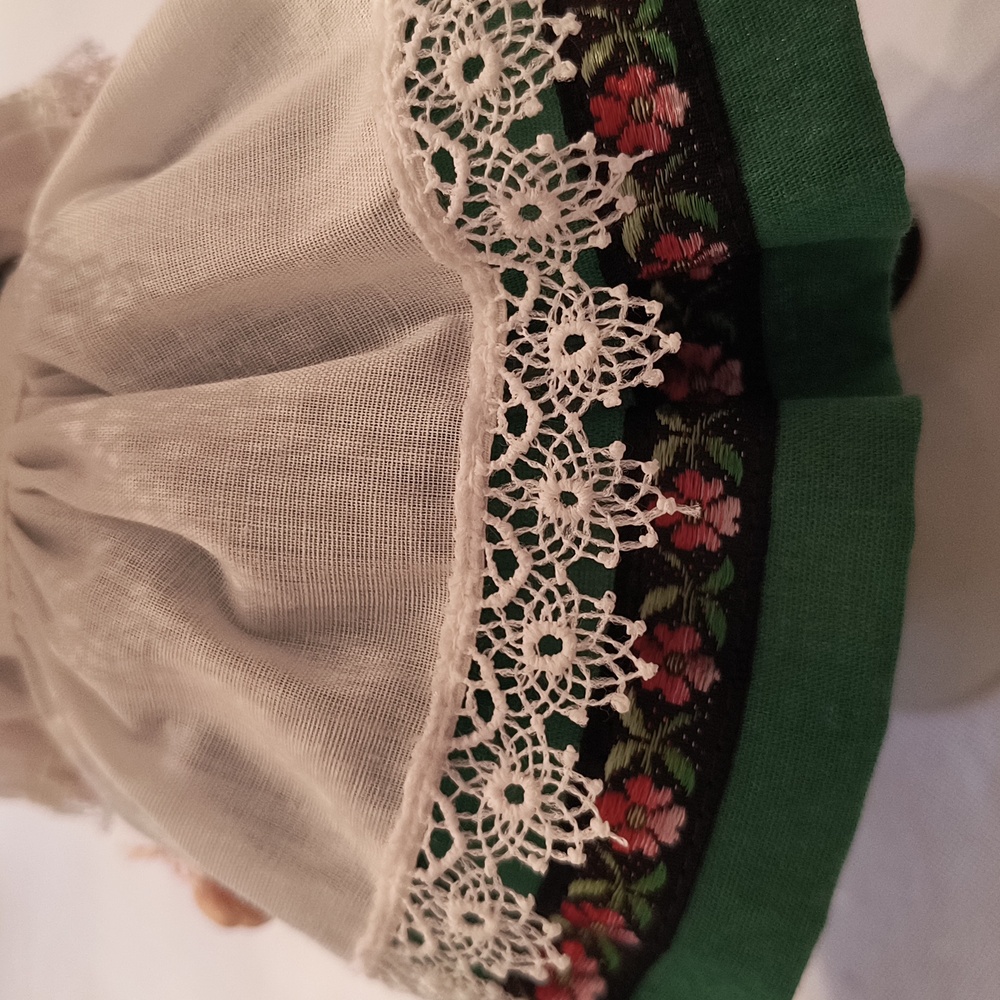 Madame Alexander Ireland Doll - Picture 10 of 16